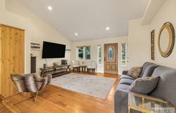 210 W Salmon Avenue, Arco, ID 83213