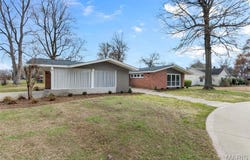 1401 Warde Road, Charleston, MO 63834