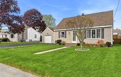 123 Royal Avenue, Cranston, RI 02920