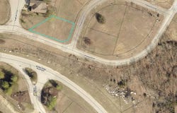 Pinnacle Circle, Hollister, MO 65672
