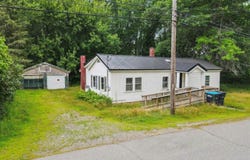 22 Union Street, Orono, ME 04473