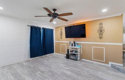 202 N Eisenhower Dr, Midland, TX 79703