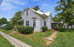 18 N Champaign Street, Catawba, OH 43010