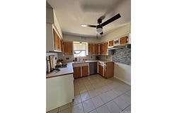 1946 9th, Hempstead, TX 77445
