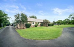 6939 Calender Road, Arlington, TX 76001
