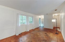 206 Hazelwood Drive, Chagrin Falls, OH 44022