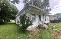 529 Eastern Avenue, Shelbyville, IN 46176