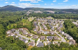 3755 Valleyway, Cumming, GA 30040