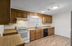 503 N Walnut Street, Searcy, AR 72143