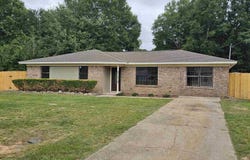 5330 Jenny Cir, Pace, FL 32571