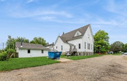 323 N Division Street, Stuart, IA 50250