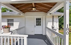 180 Johnson Rd, Oak Ridge, TN 37830