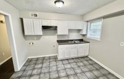 3353 ELK POINT Dr, Memphis, TN 38128