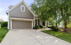 9800 W 132nd Terrace, Overland Park, KS 66213