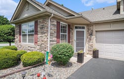 1206 Auburn Meadow Lane, Schererville, IN 46375