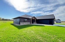 407 Halfaday Drive, Sauk Centre, MN 56378