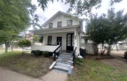 25 N Van Buren, IowaCity, IA 52245