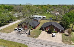 610 N Connett Street, Leonard, TX 75452