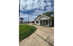 1810 Live Oak Street, Commerce, TX 75428