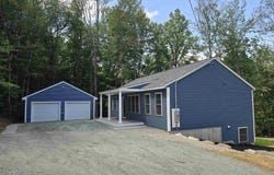 11 Hill Street, Newport, NH 03773