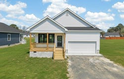 13 JEFFERSON ST, ONANCOCK, VA 23417