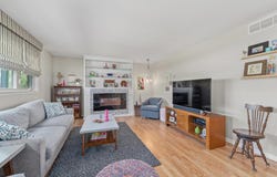 1304 N Country Acres Ave, Wichita, KS 67212
