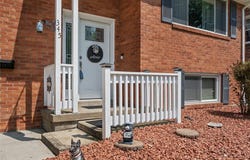 345 Cavan Dr, Pleasant Hills, PA 15236