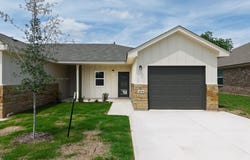 406, 408, & 410 W Ave C, Copperas Cove, TX 76522
