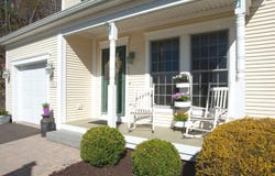 15 Rockledge Lane, Canton, CT 06019