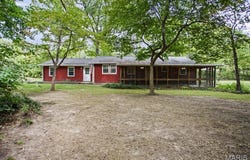 26302 Elsah Hills Drive, Dow, IL 62022