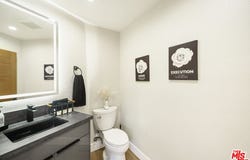 4139 Cahuenga Blvd, North Hollywood, CA 91602