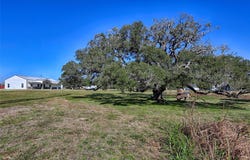 1100 Calhoun Rd, Eagle Lake, TX 77434