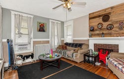 250 E E MAIN STREET, WAYNESBORO, PA 17268