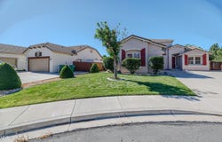 811 Pinchot Pass Court, Sparks, NV 89436