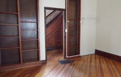 518 S Lucas St, IowaCity, IA 52240