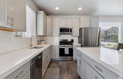 18 W LADY, Bountiful, UT 84010