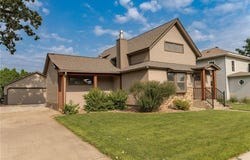 918 Saint Charles Ave, Saint Charles, MN 55972