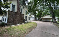 506 W River St, Ozark, AR 72949