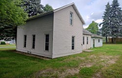 203 E Home Street, Edmore, MI 48829