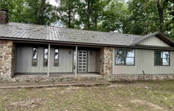 411 Senko Rd, Griffithville, AR 72060