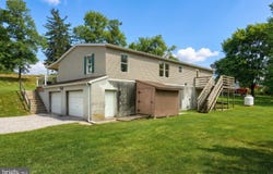 105 WEIRE Road, YORK, PA 17404