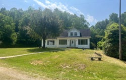 2798 Lower Creek Rd., Milton, WV 25541