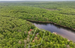 5683n Ham-Holly Drive, Stone Lake, WI 54876