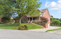2723 Lamont Rd, Louisville, KY 40205