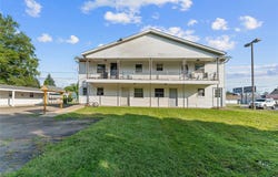 3082 W 12TH Street, Erie, PA 16505