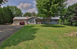 3260 County B Road, Platteville, WI 53818