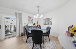 9514 S Kilbourn Avenue, Oak Lawn, IL 60453