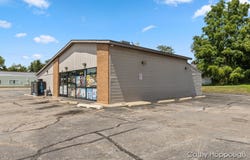 1036 W Lincoln Avenue, Ionia, MI 48846