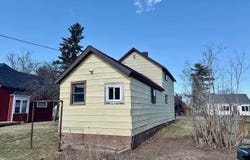 711 3rd Ave W, Ashland, WI 54806