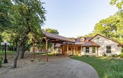 1465 Waters Edge Lane, Glen Rose, TX 76043